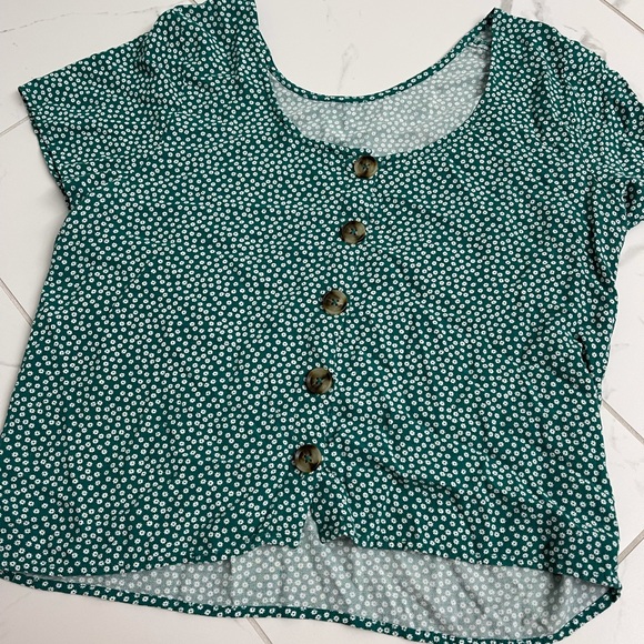 Abercrombie SM - Picture 1 of 4